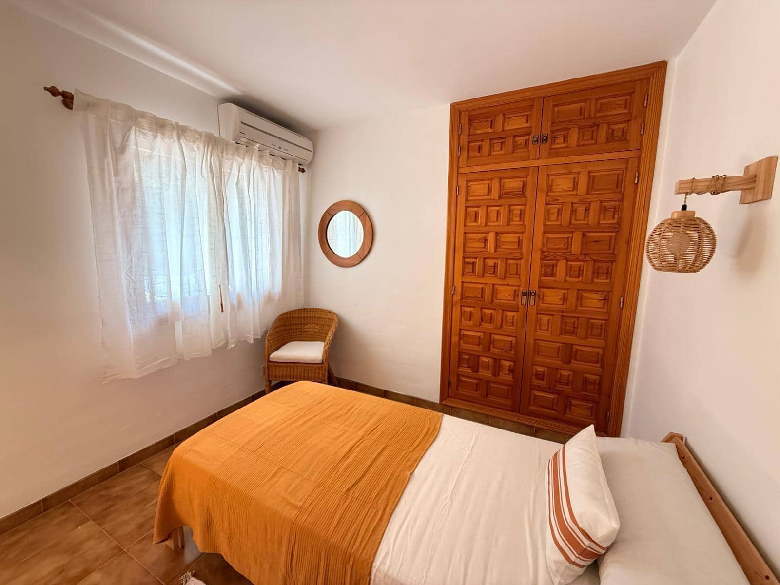 2 bedroom Apartment for rent in Denia with pool garage - € 1,200 (Ref: 9735892)