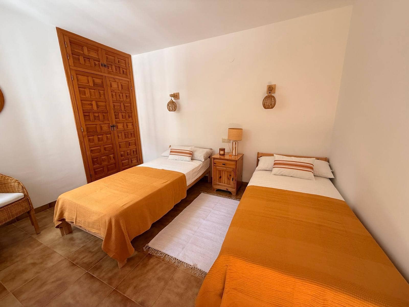 2 bedroom Apartment for rent in Denia with pool garage - € 1,200 (Ref: 9735892)