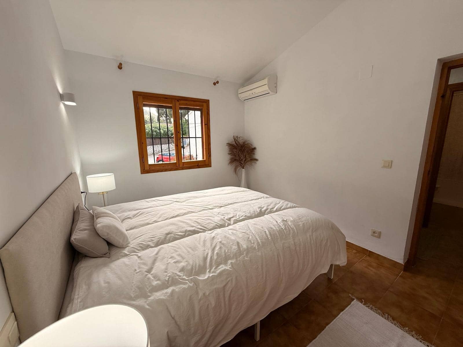 2 bedroom Apartment for rent in Denia with pool garage - € 1,200 (Ref: 9735892)