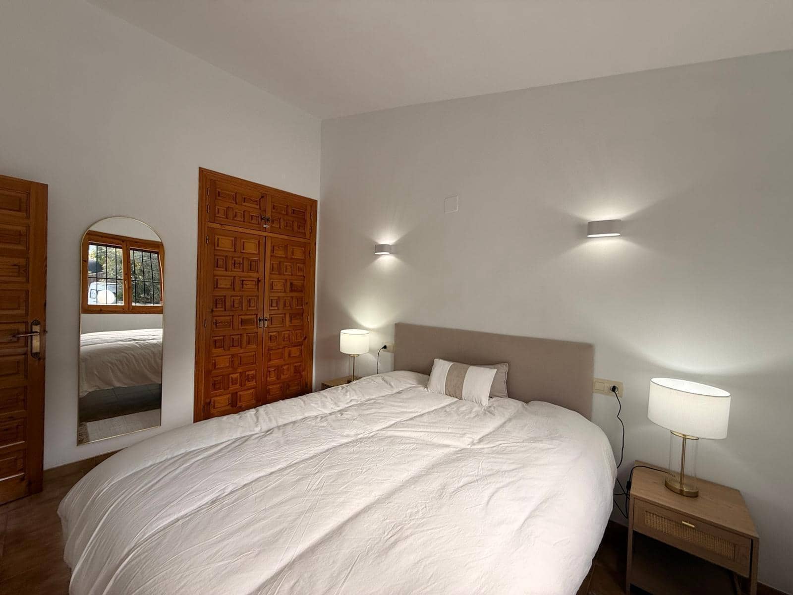 2 bedroom Apartment for rent in Denia with pool garage - € 1,200 (Ref: 9735892)