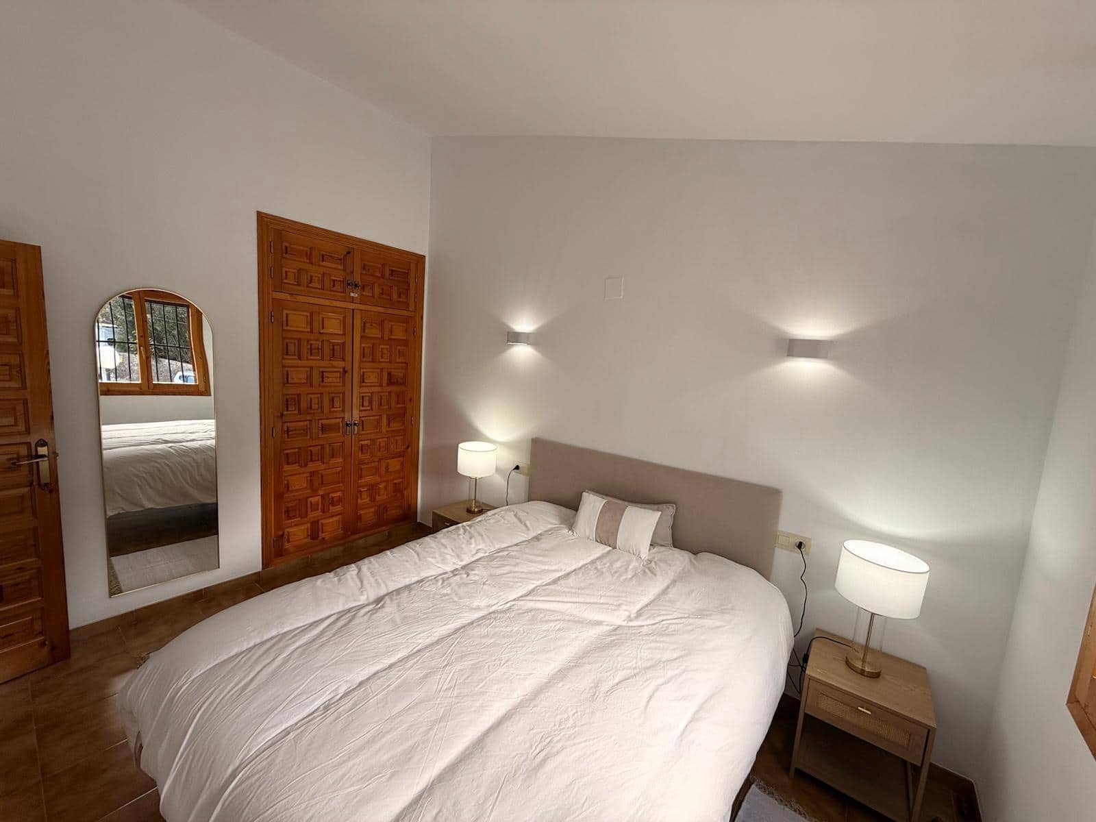 2 bedroom Apartment for rent in Denia with pool garage - € 1,200 (Ref: 9735892)