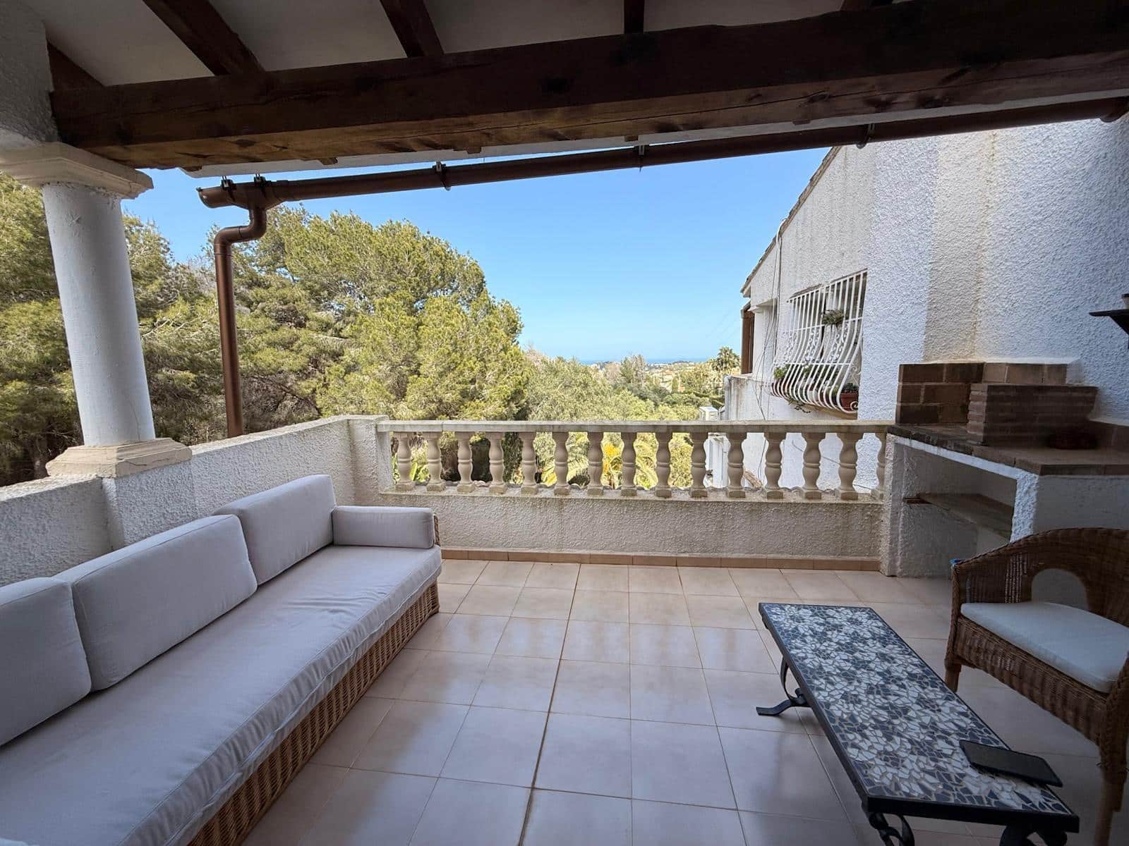 2 bedroom Apartment for rent in Denia with pool garage - € 1,200 (Ref: 9735892)