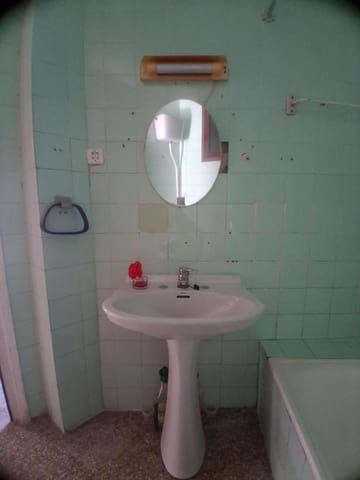 Piso de 3 habitaciones en Cheste en venta - 95.000 € (Ref: 9735893)