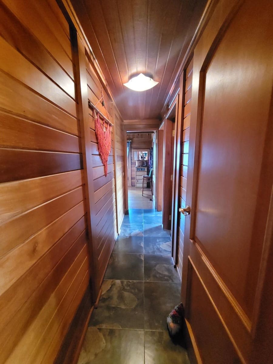 6 bedroom Villa for sale in Godelleta with pool - € 268,000 (Ref: 9735894)