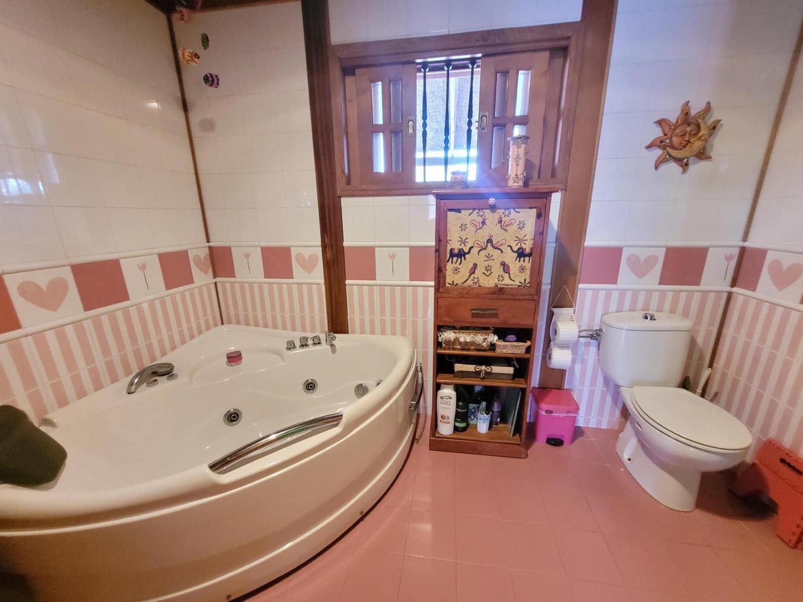 6 bedroom Villa for sale in Godelleta with pool - € 268,000 (Ref: 9735894)