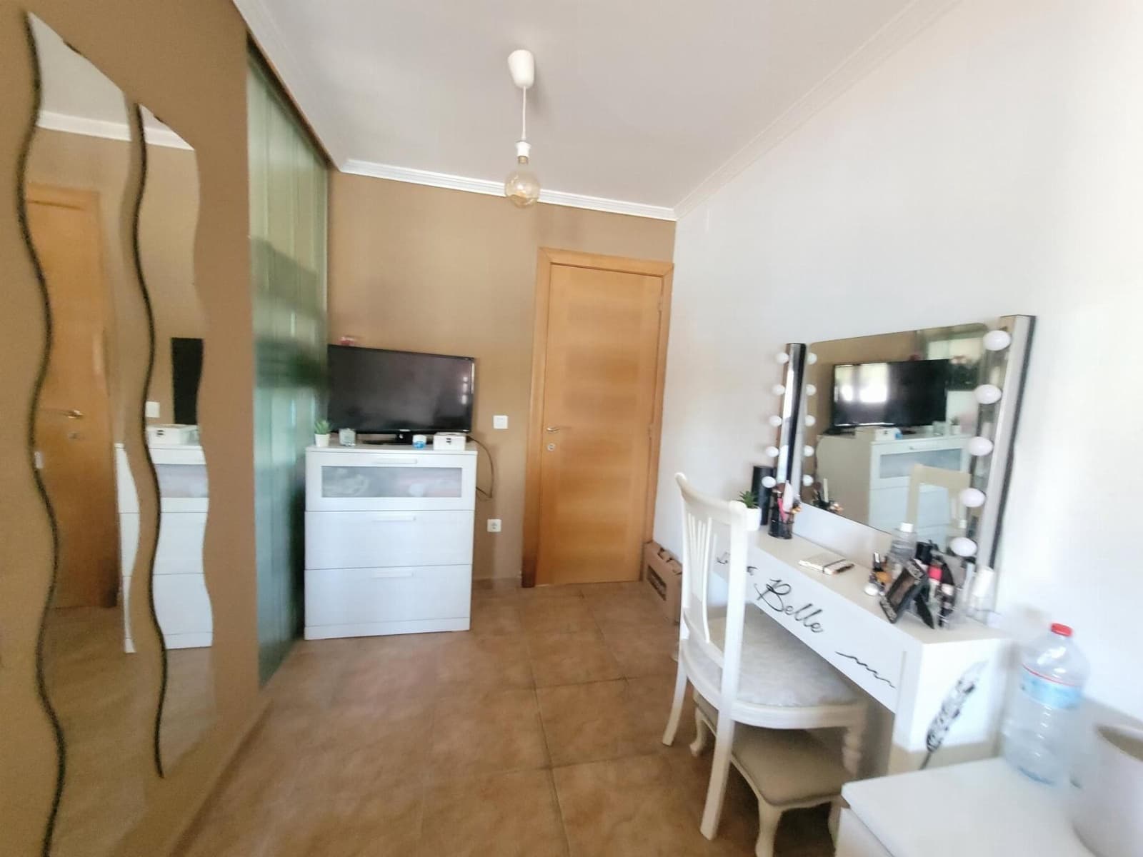 6 bedroom Villa for sale in Godelleta with pool - € 268,000 (Ref: 9735894)