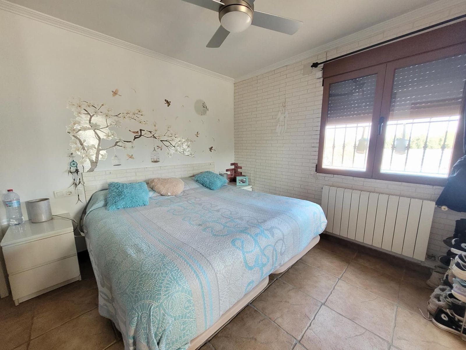 6 bedroom Villa for sale in Godelleta with pool - € 268,000 (Ref: 9735894)