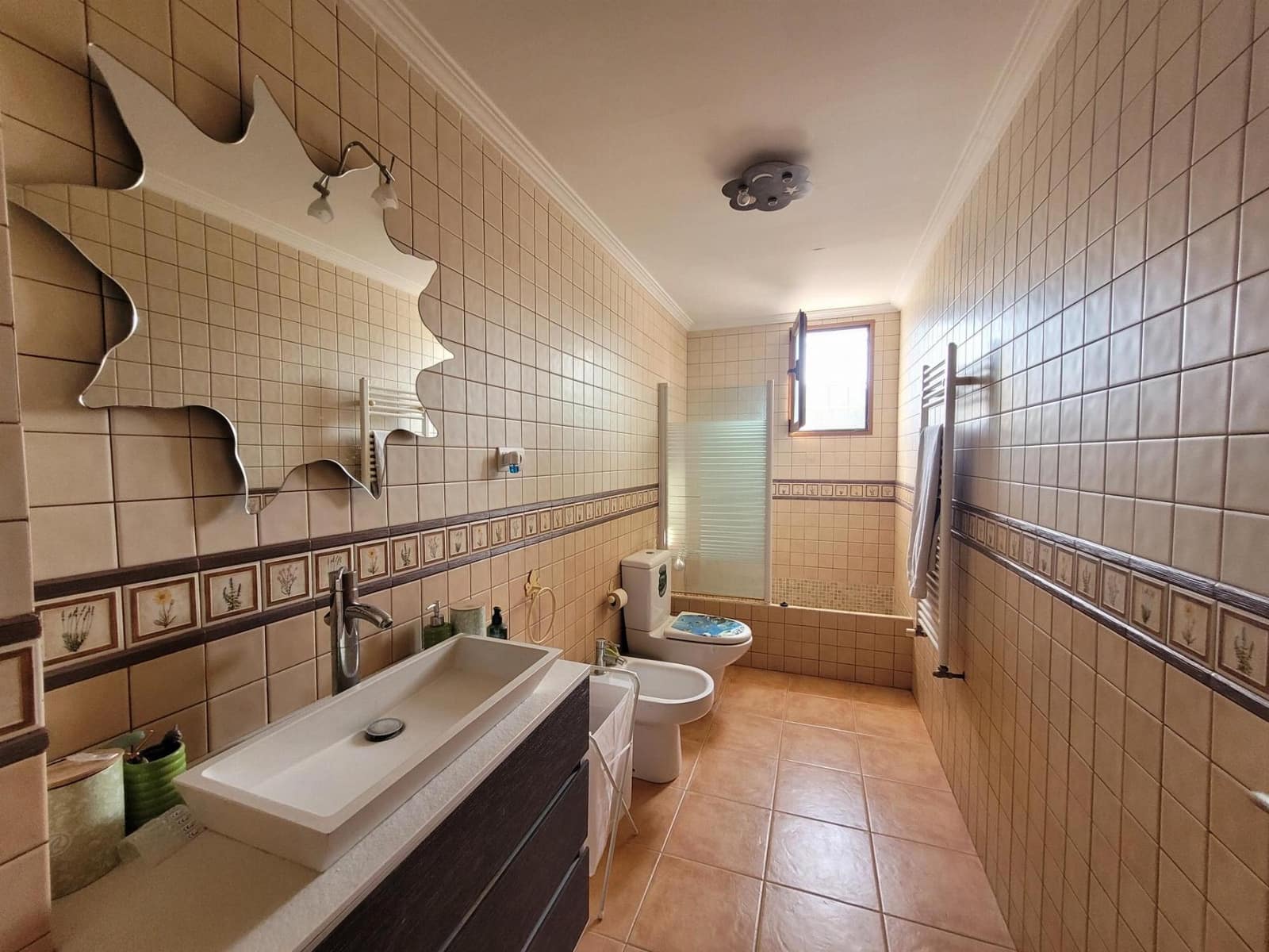 6 bedroom Villa for sale in Godelleta with pool - € 268,000 (Ref: 9735894)