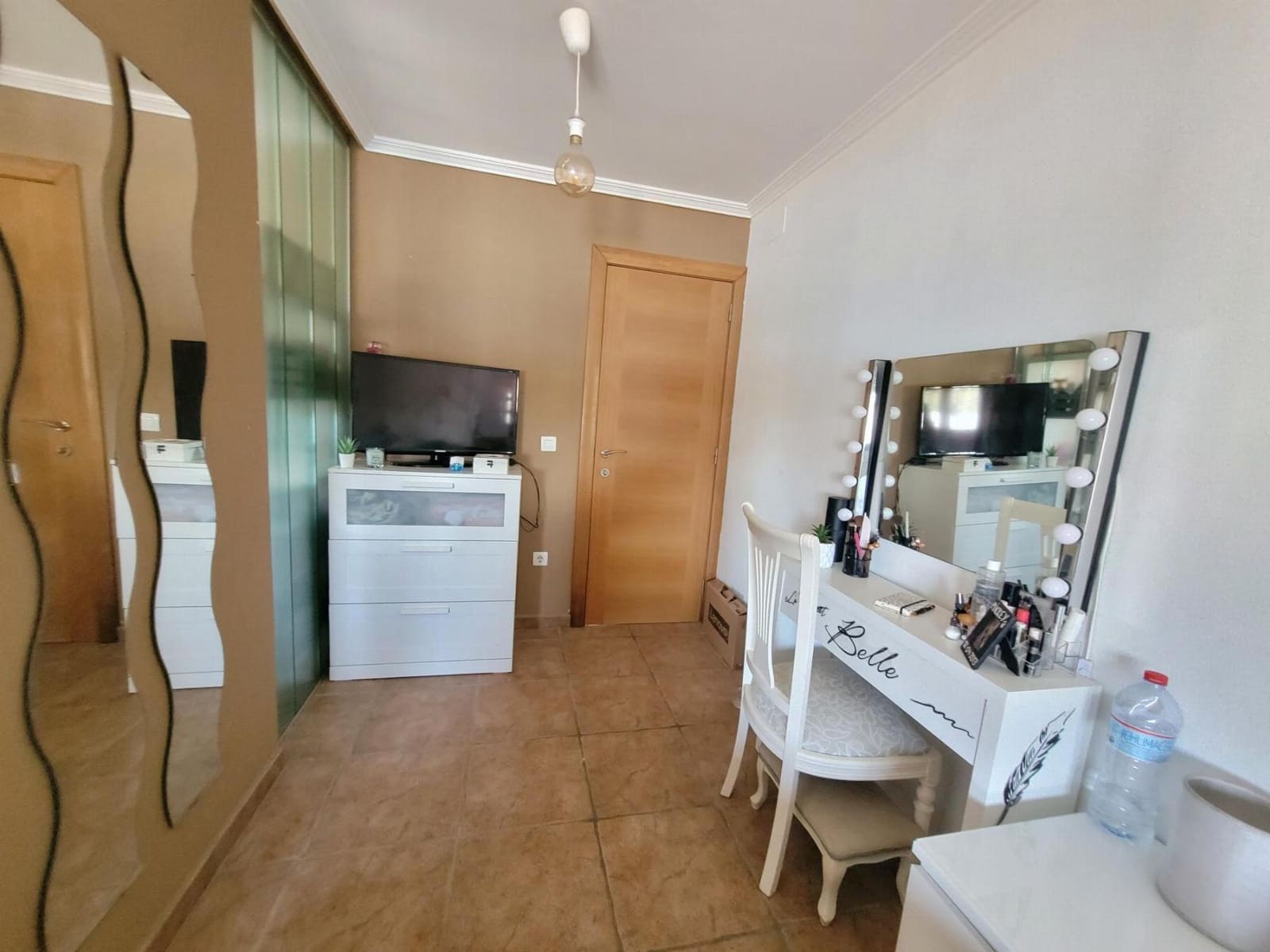 6 bedroom Villa for sale in Godelleta with pool - € 268,000 (Ref: 9735894)