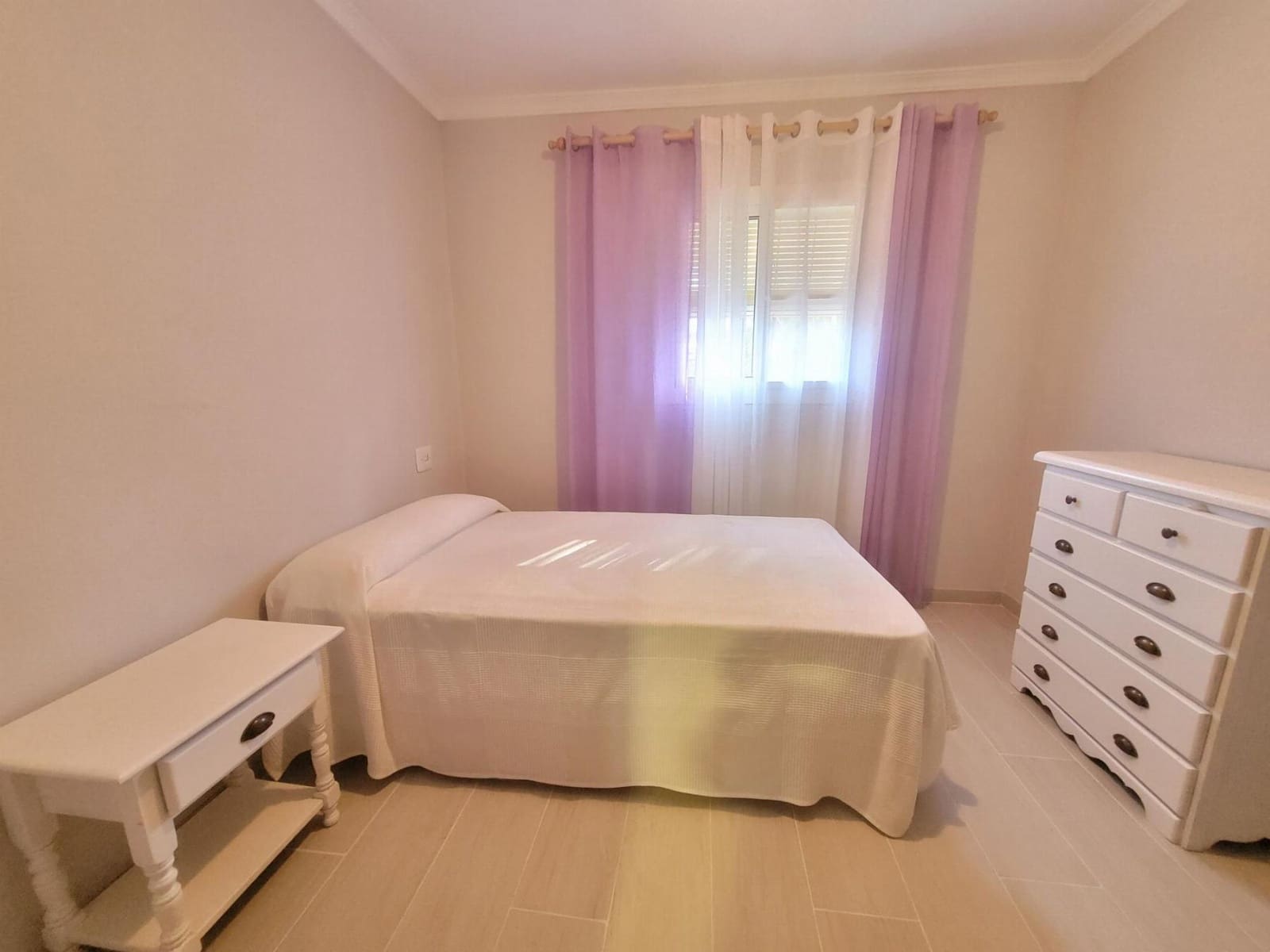 4 Zimmer Villa zu verkaufen in Chiva mit Pool - 149.900 € (Ref: 9735895)