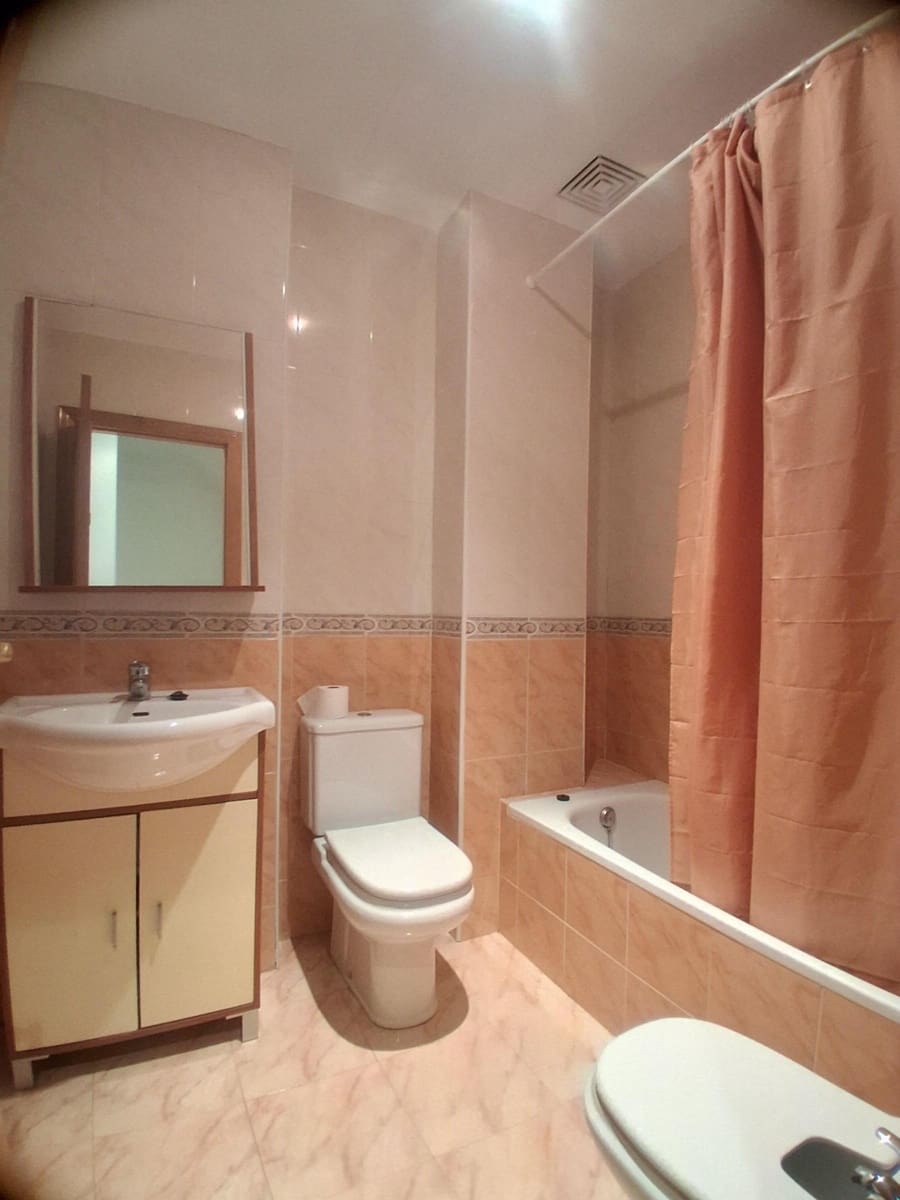 3 bedroom Semi-detached Villa for sale in Cheste with garage - € 229,000 (Ref: 9735898)