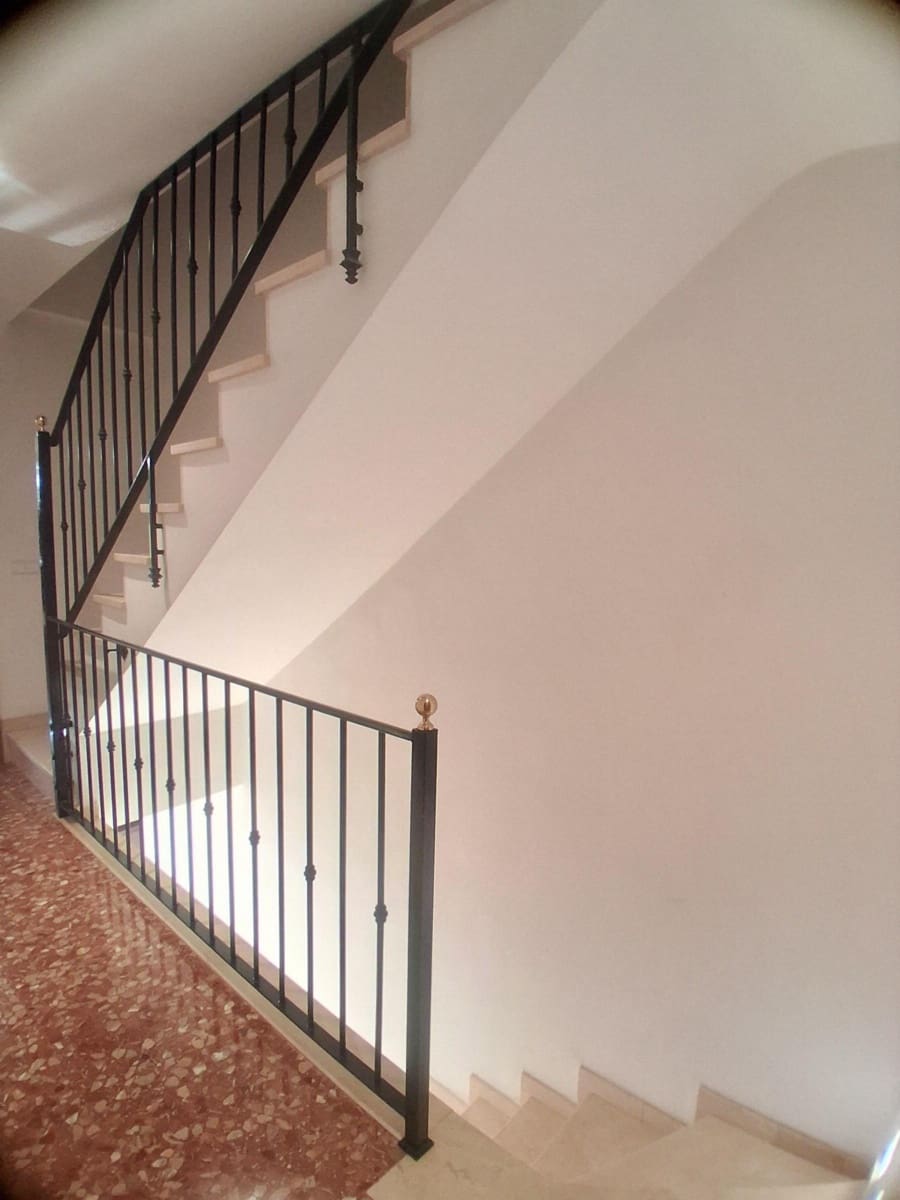 3 bedroom Semi-detached Villa for sale in Cheste with garage - € 229,000 (Ref: 9735898)