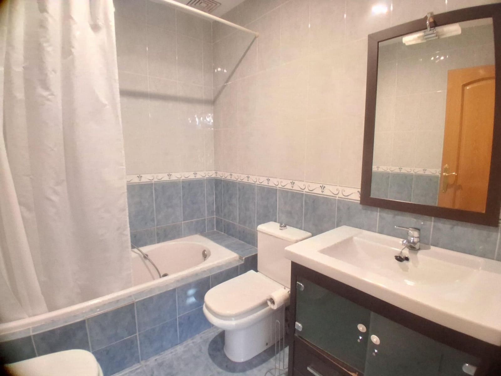 3 bedroom Semi-detached Villa for sale in Cheste with garage - € 229,000 (Ref: 9735898)