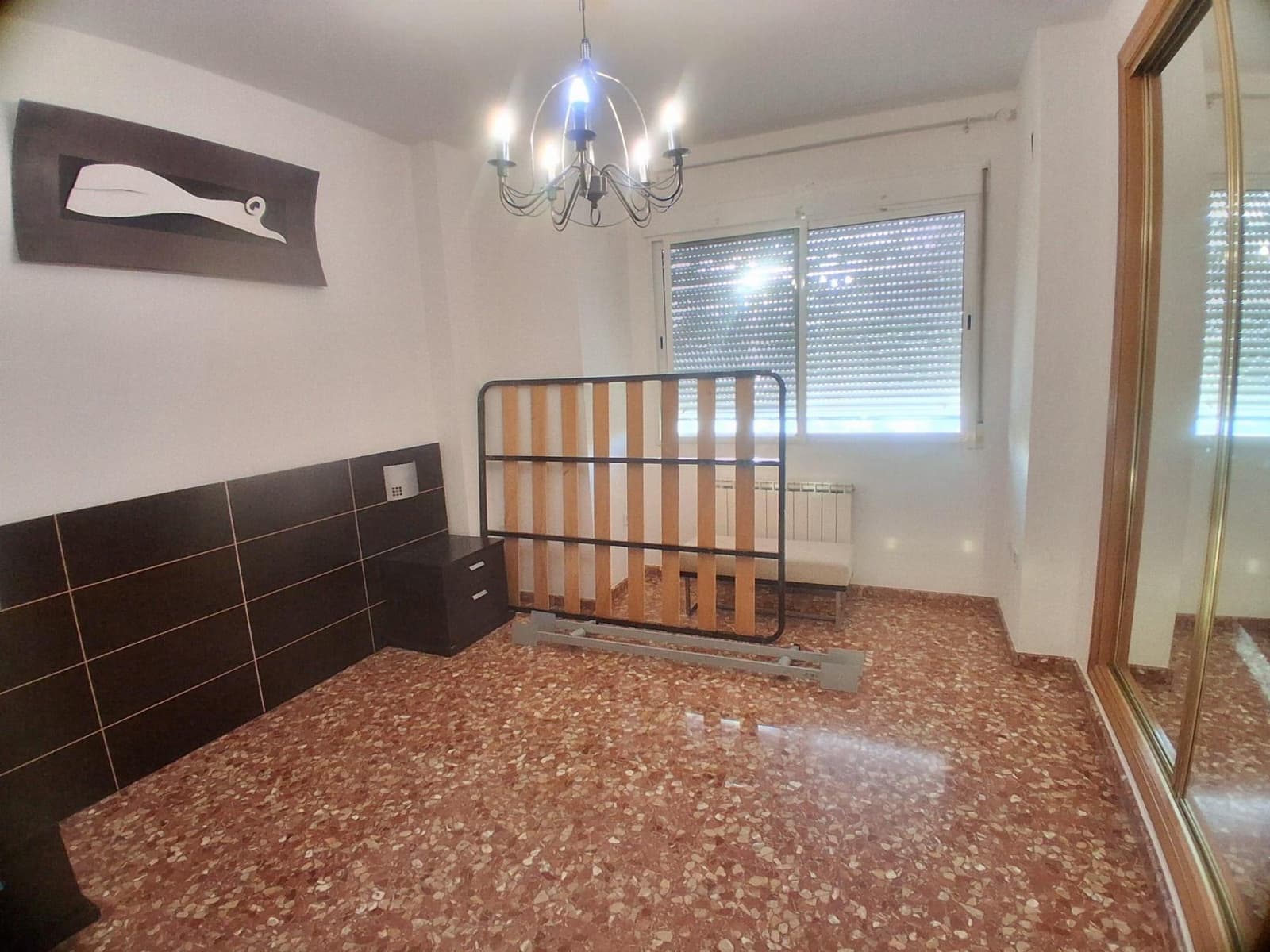 3 bedroom Semi-detached Villa for sale in Cheste with garage - € 229,000 (Ref: 9735898)