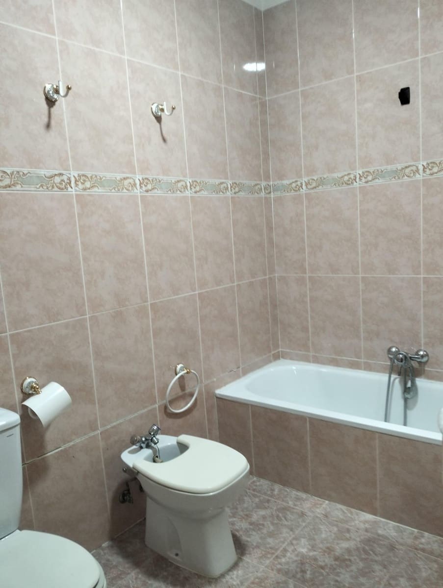 4 Zimmer Villa zu verkaufen in Cheste - 250.000 € (Ref: 9735901)