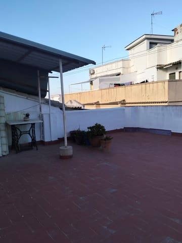 4 bedroom Terraced Villa for sale in Chiva with garage - € 210,000 (Ref: 9735902)