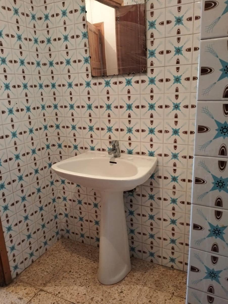 4 bedroom Terraced Villa for sale in Chiva with garage - € 210,000 (Ref: 9735902)