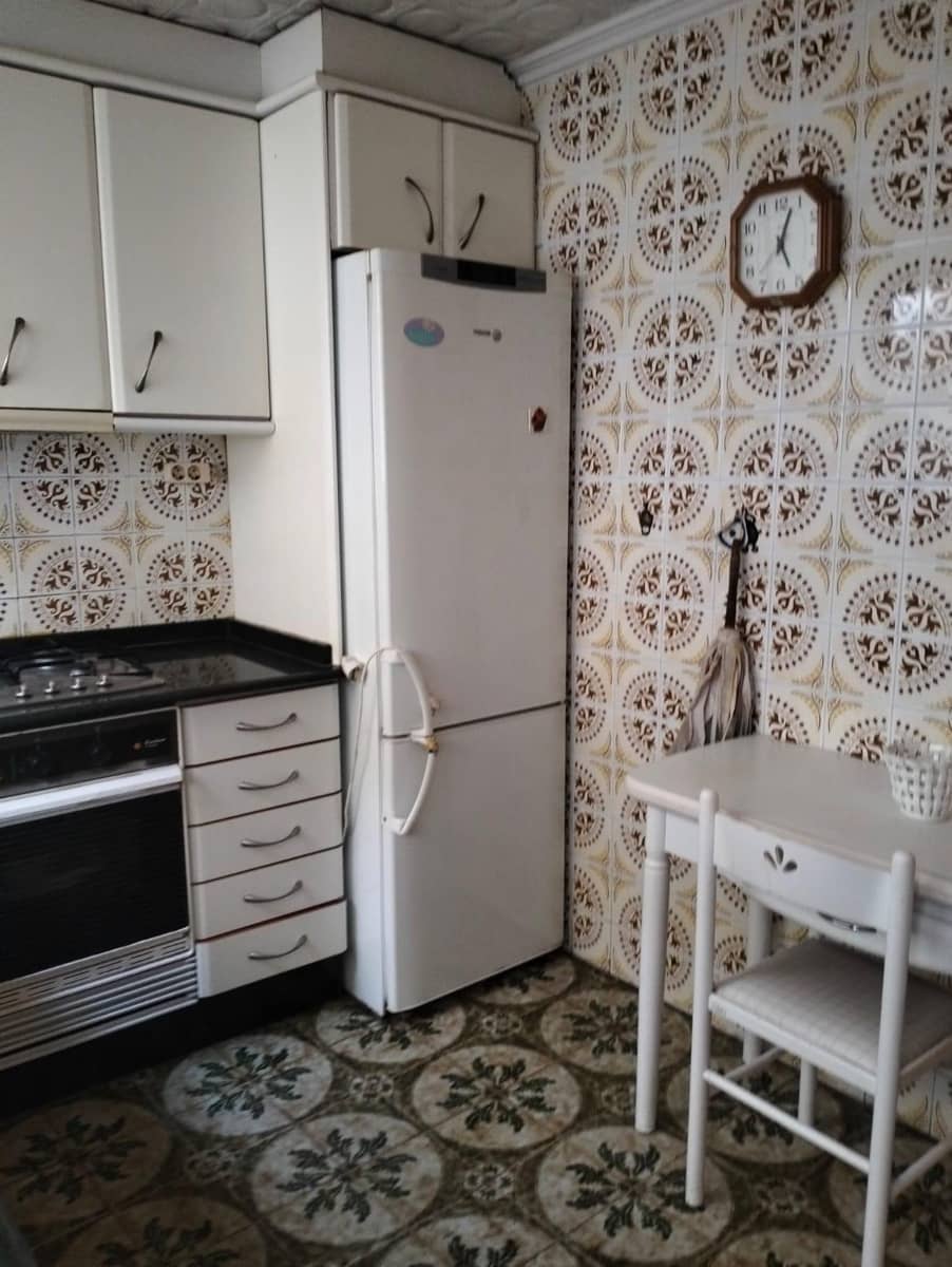 4 bedroom Terraced Villa for sale in Chiva with garage - € 210,000 (Ref: 9735902)