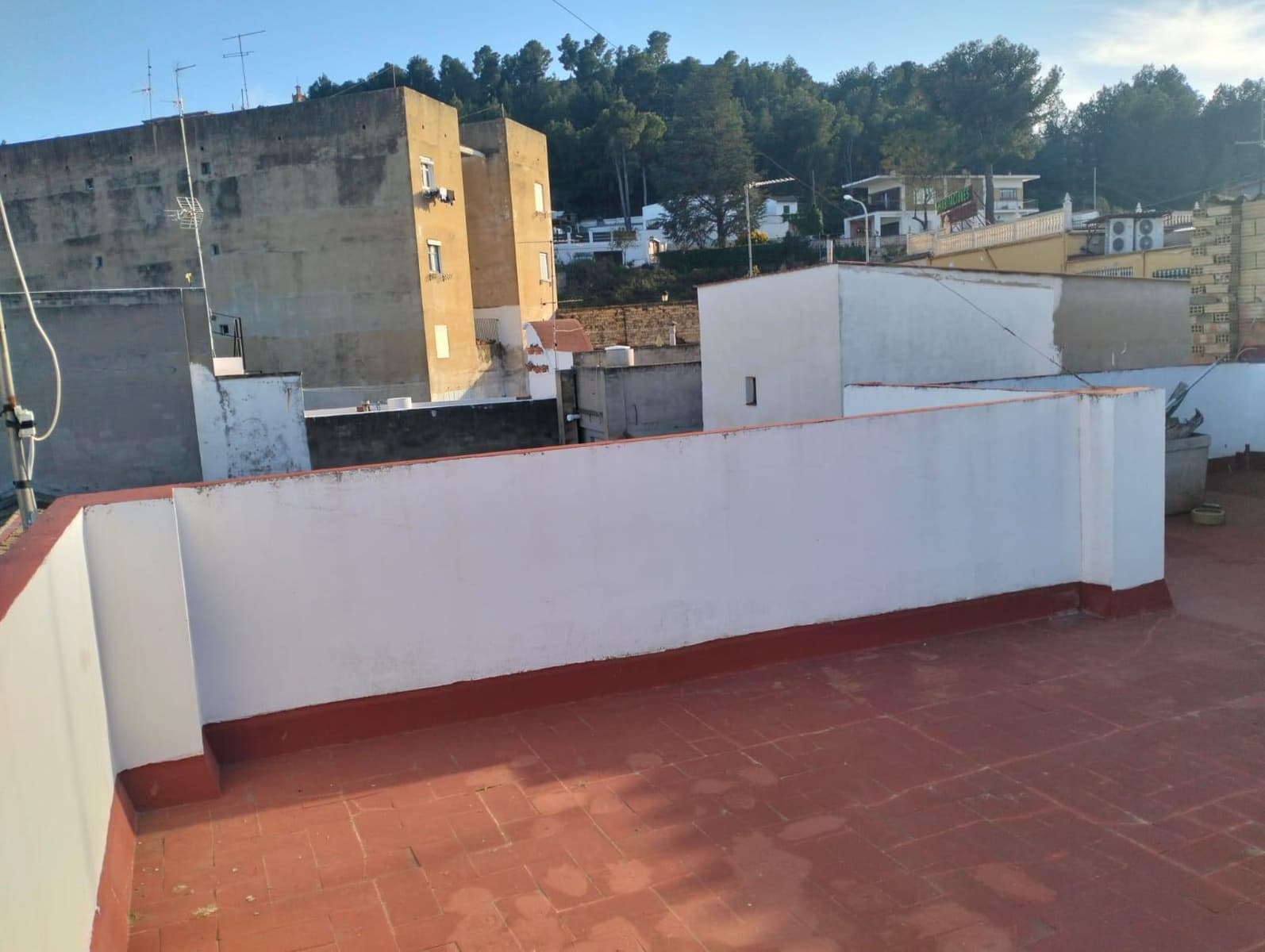 4 bedroom Terraced Villa for sale in Chiva with garage - € 210,000 (Ref: 9735902)