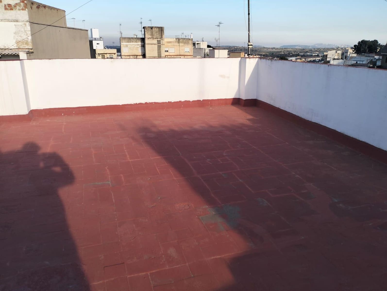 4 bedroom Terraced Villa for sale in Chiva with garage - € 210,000 (Ref: 9735902)