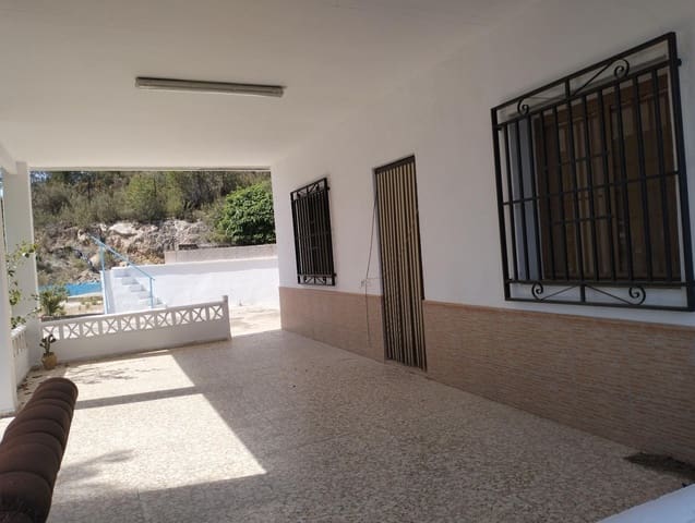 3 chambre Villa/Maison à vendre à Chiva - 155 000 € (Ref: 9735903)