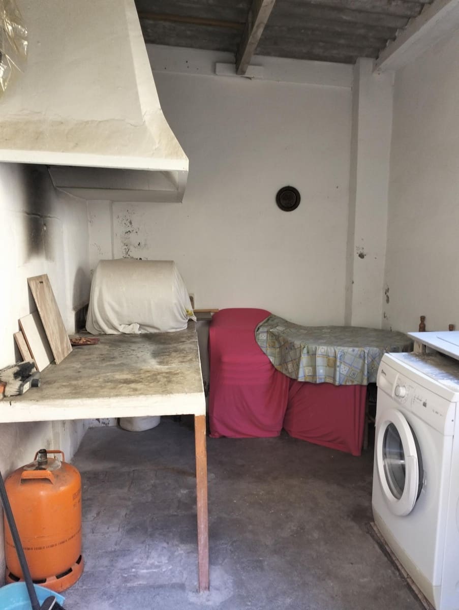 4 bedroom Terraced Villa for sale in Cheste with garage - € 290,000 (Ref: 9735905)