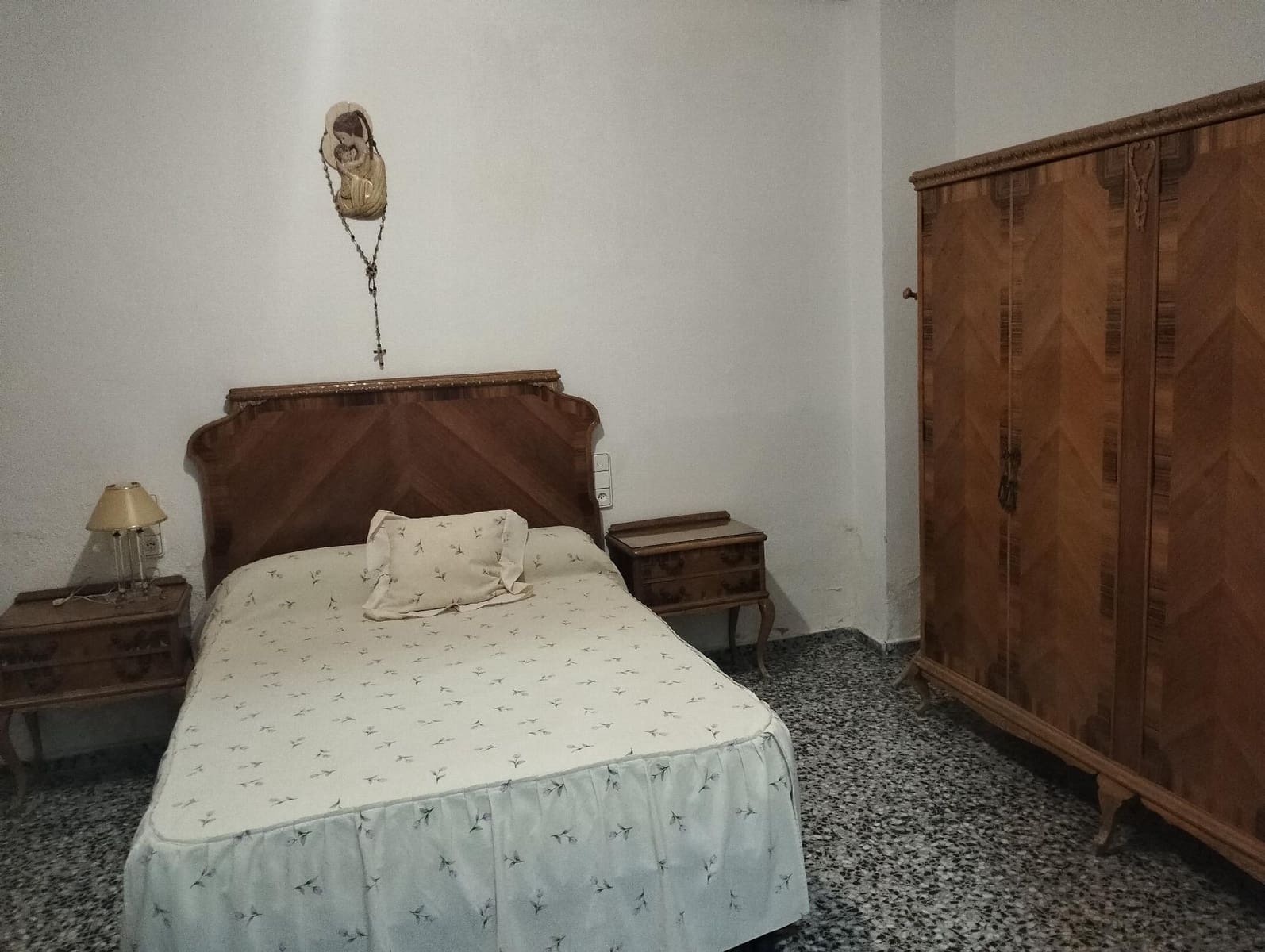 4 bedroom Terraced Villa for sale in Cheste with garage - € 290,000 (Ref: 9735905)