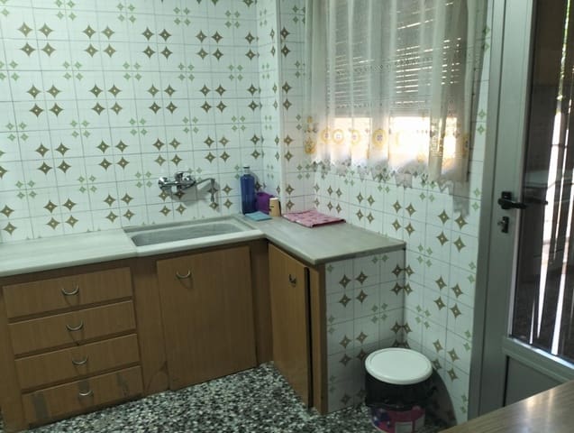 4 bedroom Terraced Villa for sale in Cheste with garage - € 290,000 (Ref: 9735905)