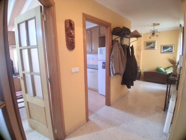 3 bedroom Flat for sale in Cheste with garage - € 183,000 (Ref: 9735906)