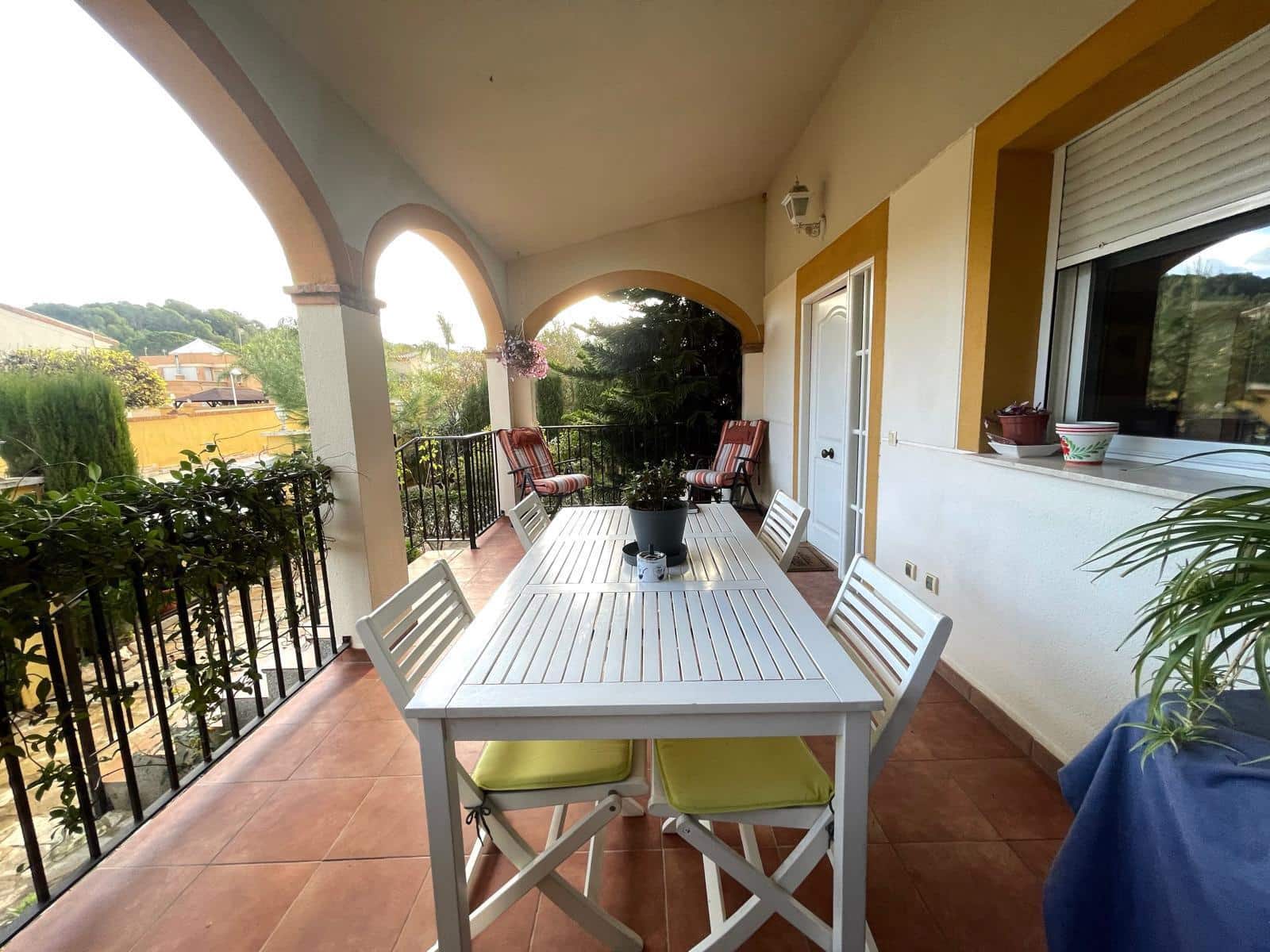 3 chambre Villa/Maison à vendre à Chiva avec piscine garage - 300 000 € (Ref: 9735907)