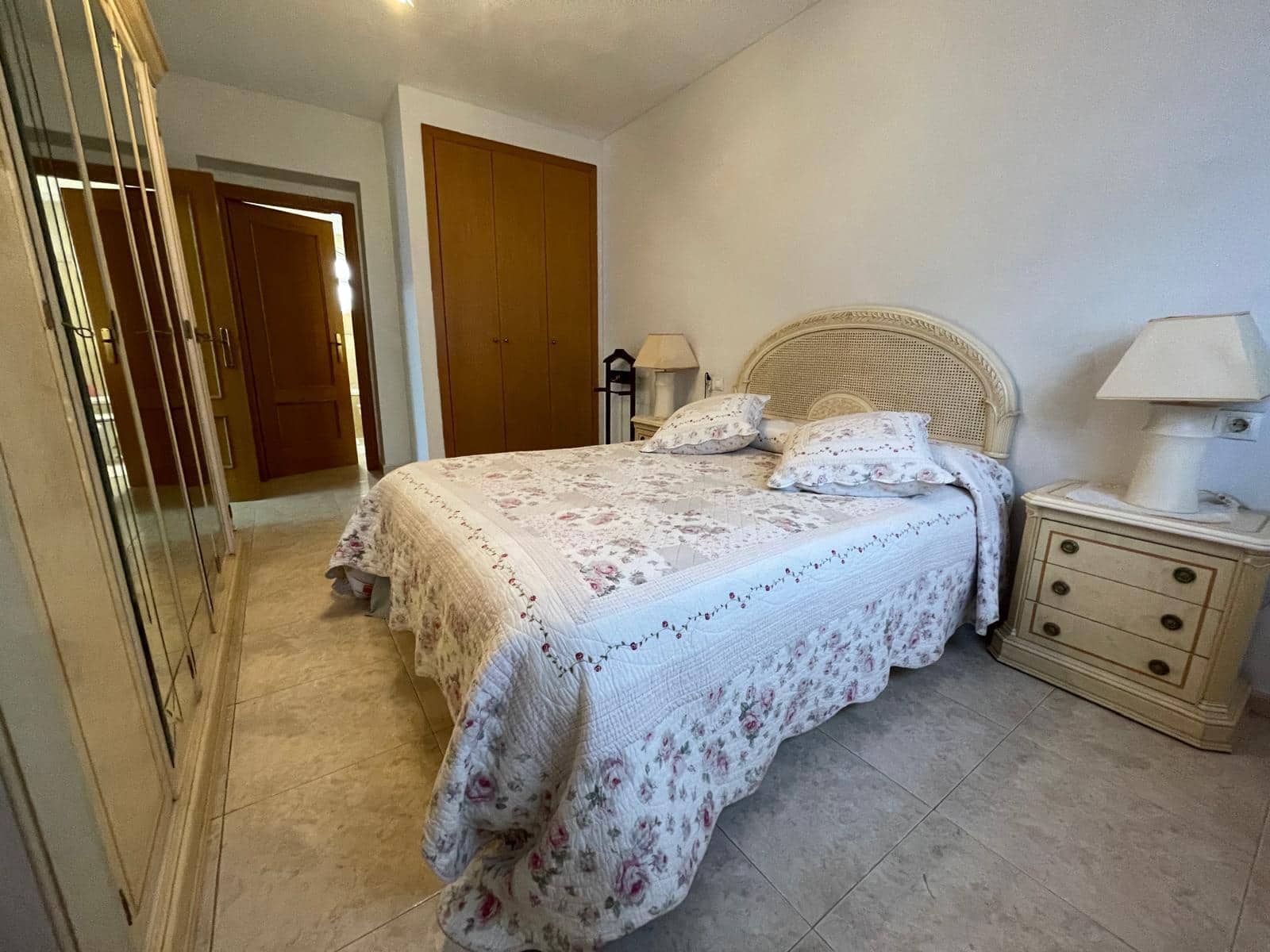 3 chambre Villa/Maison à vendre à Chiva avec piscine garage - 300 000 € (Ref: 9735907)