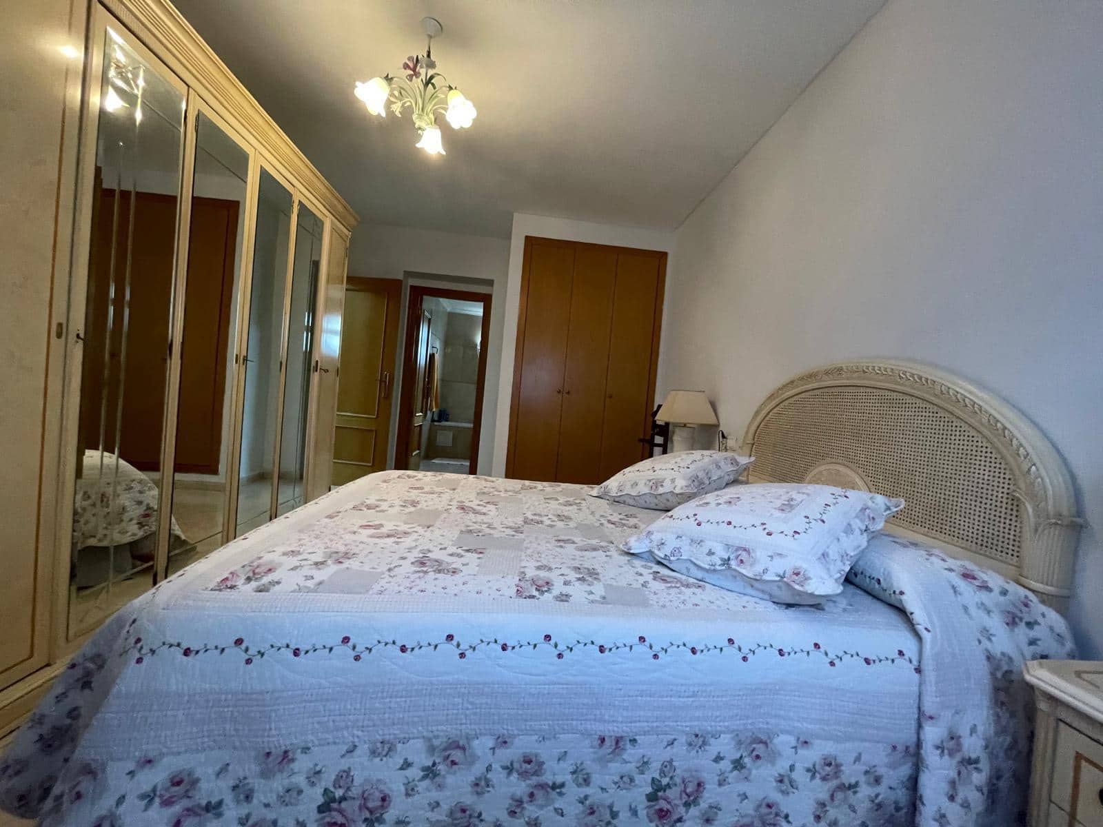 3 chambre Villa/Maison à vendre à Chiva avec piscine garage - 300 000 € (Ref: 9735907)