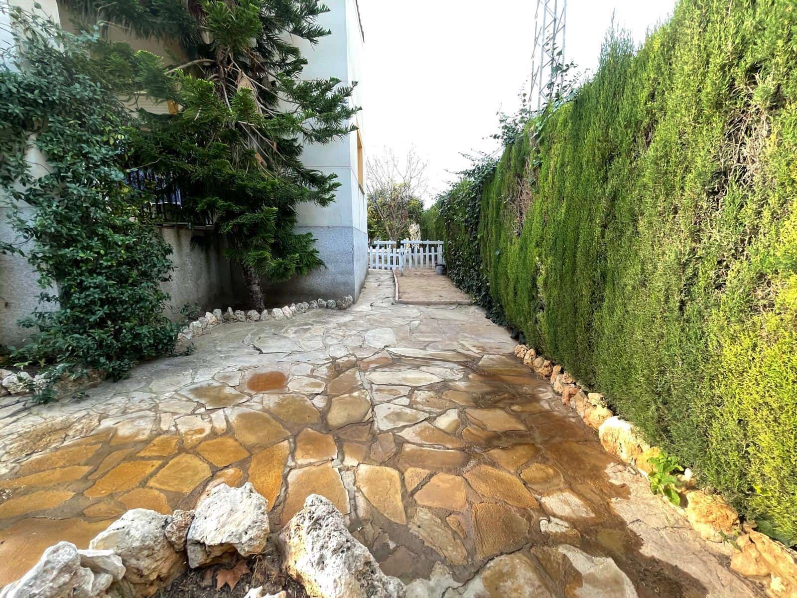 3 chambre Villa/Maison à vendre à Chiva avec piscine garage - 300 000 € (Ref: 9735907)