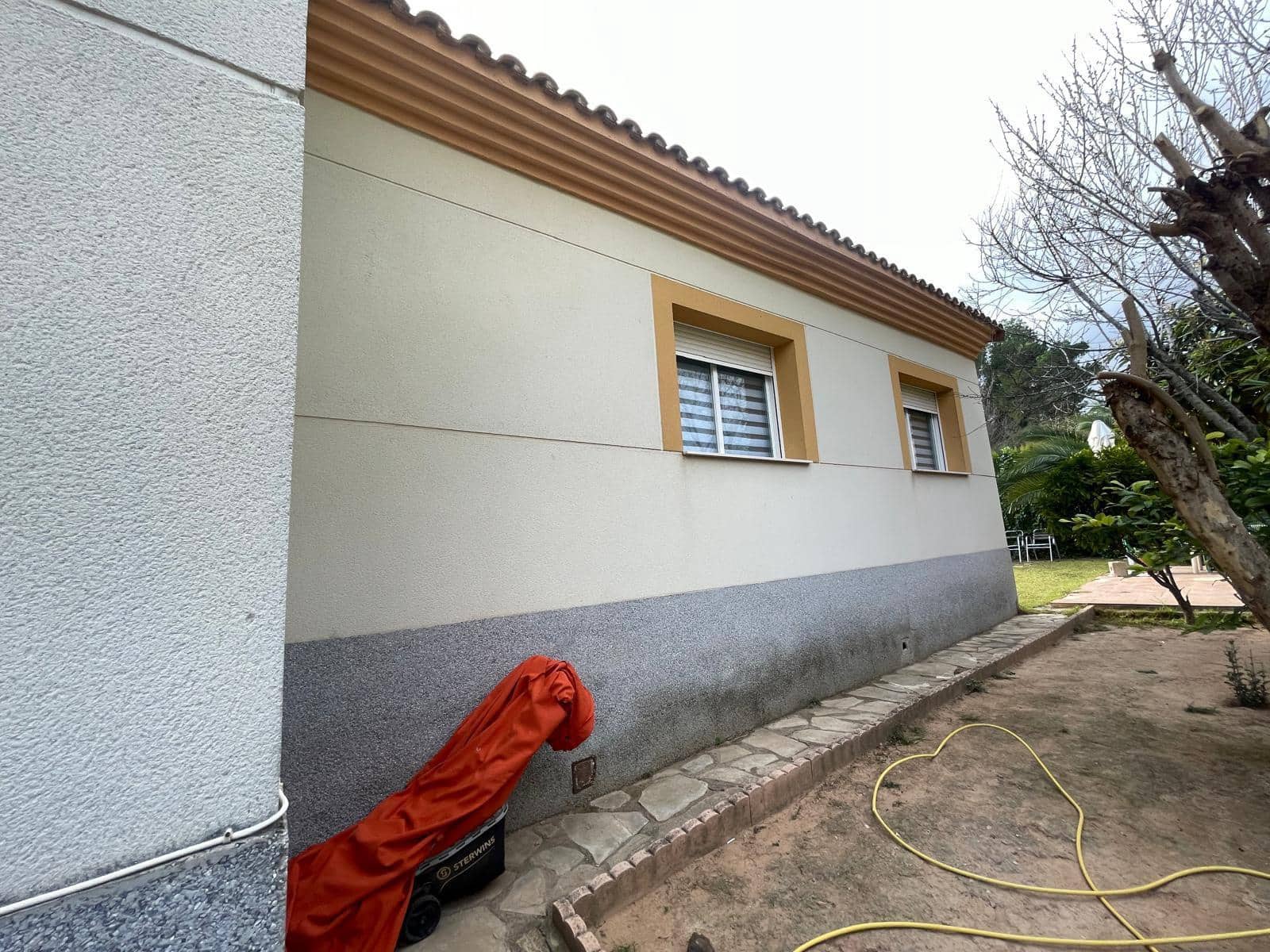 3 chambre Villa/Maison à vendre à Chiva avec piscine garage - 300 000 € (Ref: 9735907)