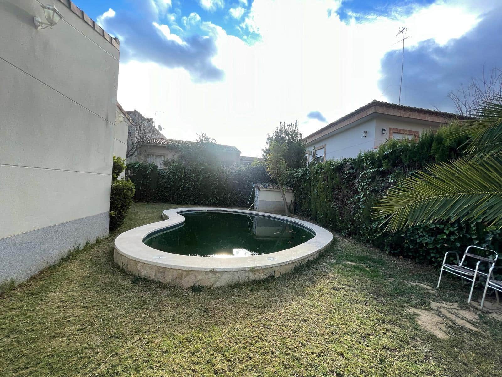 3 chambre Villa/Maison à vendre à Chiva avec piscine garage - 300 000 € (Ref: 9735907)