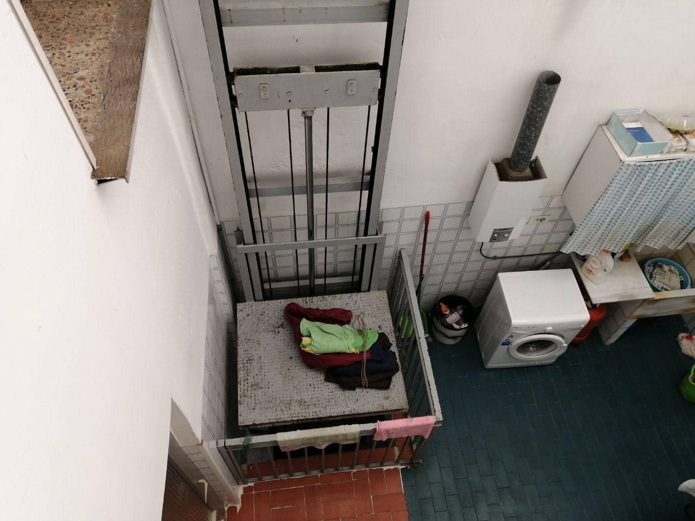 3 Zimmer Villa zu verkaufen in Cheste mit Garage - 300.000 € (Ref: 9735910)