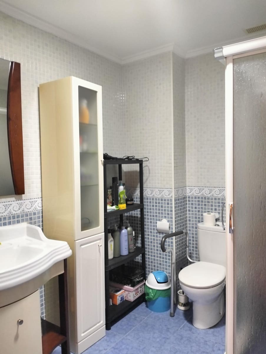 4 Zimmer Haus zu verkaufen in Cheste mit Garage - 300.000 € (Ref: 9735911)