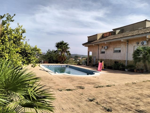 4 Zimmer Villa zu verkaufen in Cheste mit Garage - 450.000 € (Ref: 9735912)