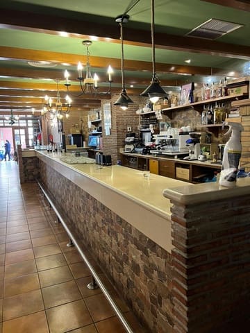 Kommersiell til salgs i Cheste - € 400 000 (Ref: 9808023)