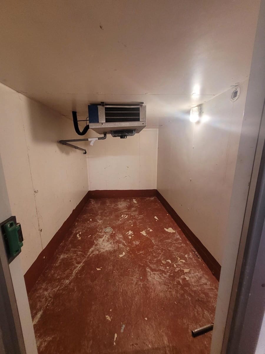 1 soverom Kommersiell til salgs i Riba-roja de Turia - € 140 000 (Ref: 9815216)