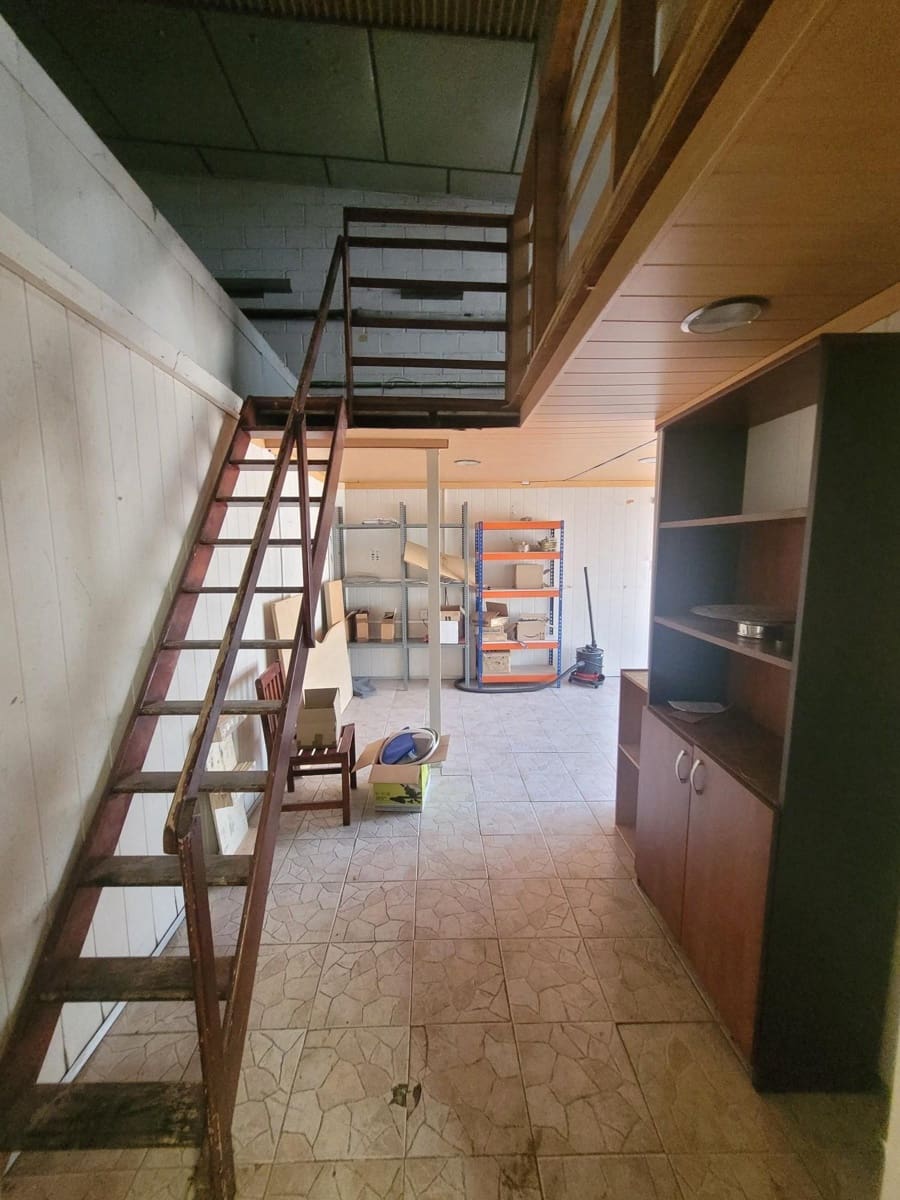 1 soverom Kommersiell til salgs i Riba-roja de Turia - € 140 000 (Ref: 9815216)