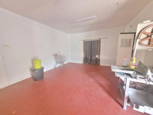 1 soverom Kommersiell til salgs i Riba-roja de Túria - € 140 000 (Ref: 9815216)