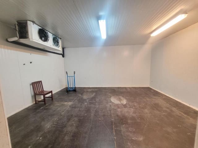 1 soverom Kommersiell til salgs i Riba-roja de Túria - € 140 000 (Ref: 9815216)