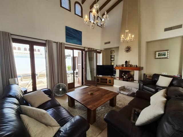 3 bedroom Villa for sale in El Valle Golf Resort, Murcia city with pool - € 439,995 (Ref: 10049903)