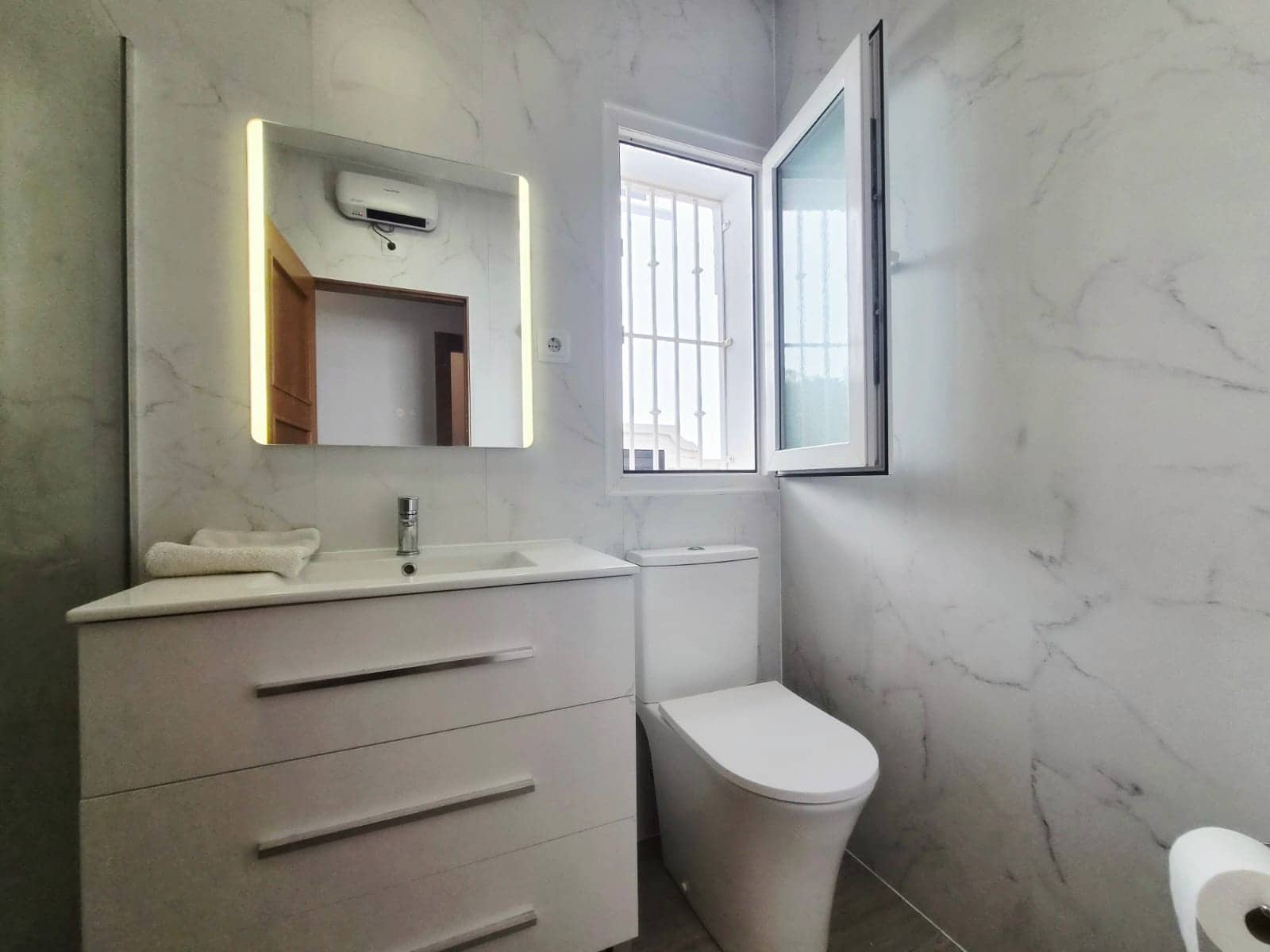 2 camera da letto Villa in vendita in La Torre Golf Resort con garage - 254.999 € (Rif: 10074872)