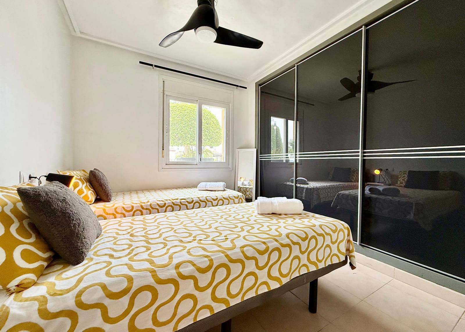 Chalet de 3 habitaciones en Mar Menor Golf Resort en venta con piscina garaje - 399.000 € (Ref: 10080356)