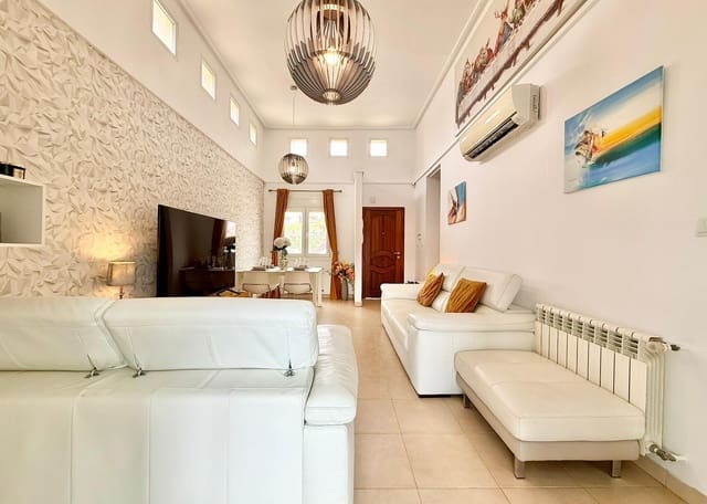 Chalet de 3 habitaciones en Mar Menor Golf Resort, Torre-Pacheco en venta con piscina garaje - 399.000 € (Ref: 10080356)
