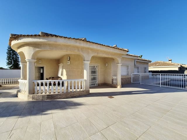 4 slaapkamer Villa te koop in Gea y Truyols, Murcia stad met zwembad garage - € 249.950 (Ref: 10098944)
