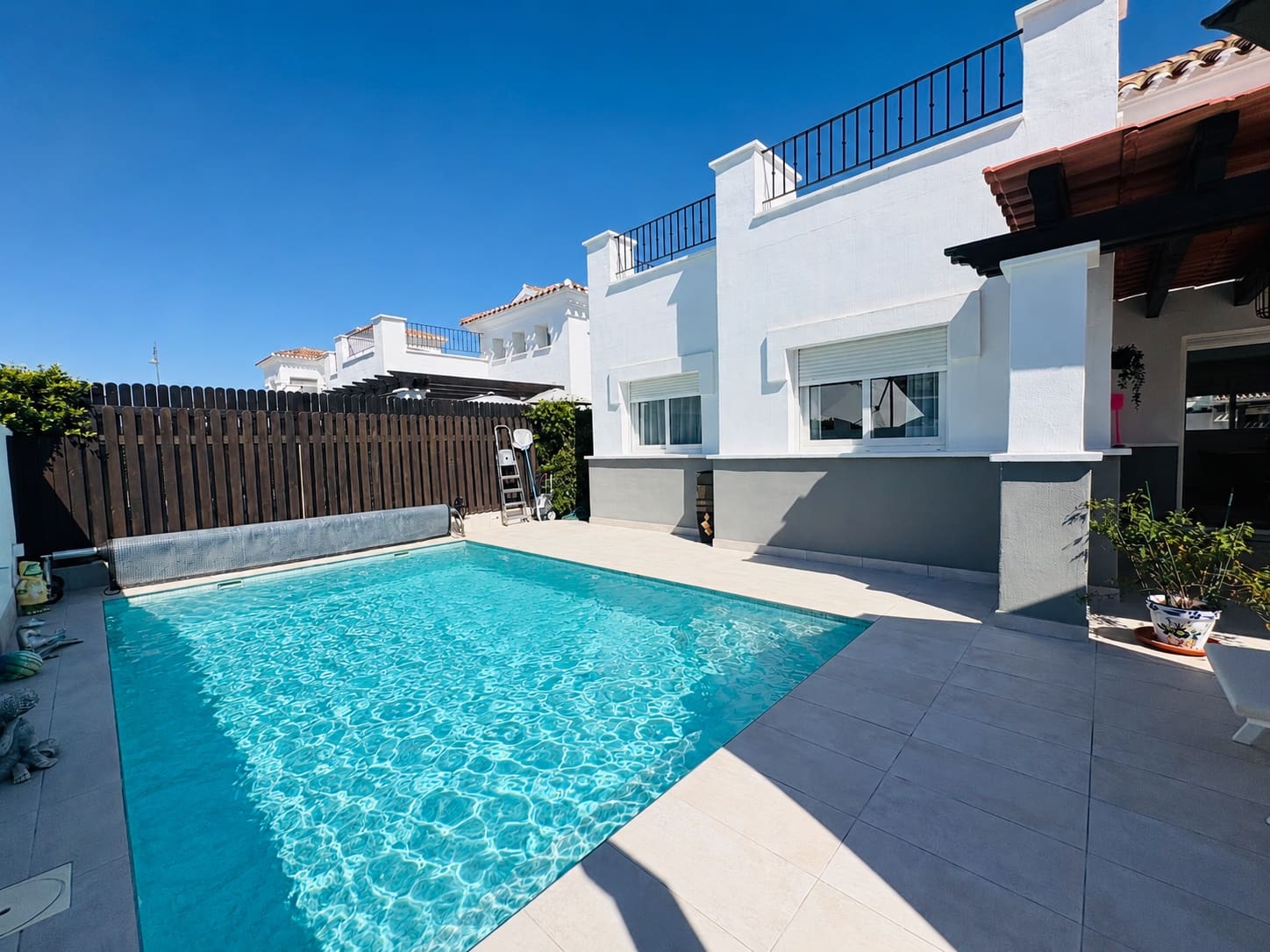 2 bedroom Villa for sale in La Torre Golf Resort with pool garage - € 294,999 (Ref: 10108652)