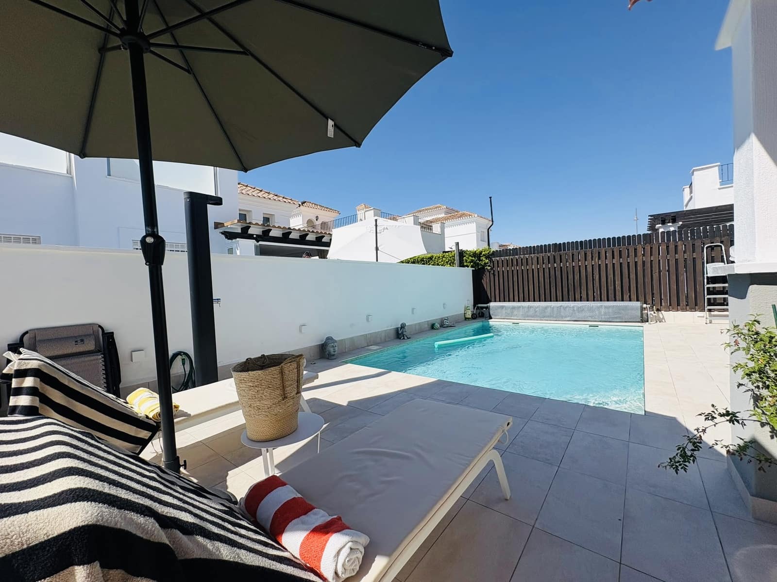 2 bedroom Villa for sale in La Torre Golf Resort with pool garage - € 294,999 (Ref: 10108652)